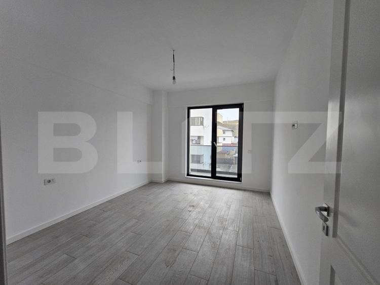 Apartament de 2 camere, decomandat, etaj intermediar, Visani