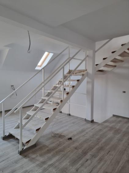 Casa duplex de vanzare ,320mp,Dornesti