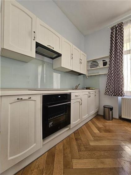 Apartament deosebit cu 2 camere de inchiriat in Centrul Istoric Brasov