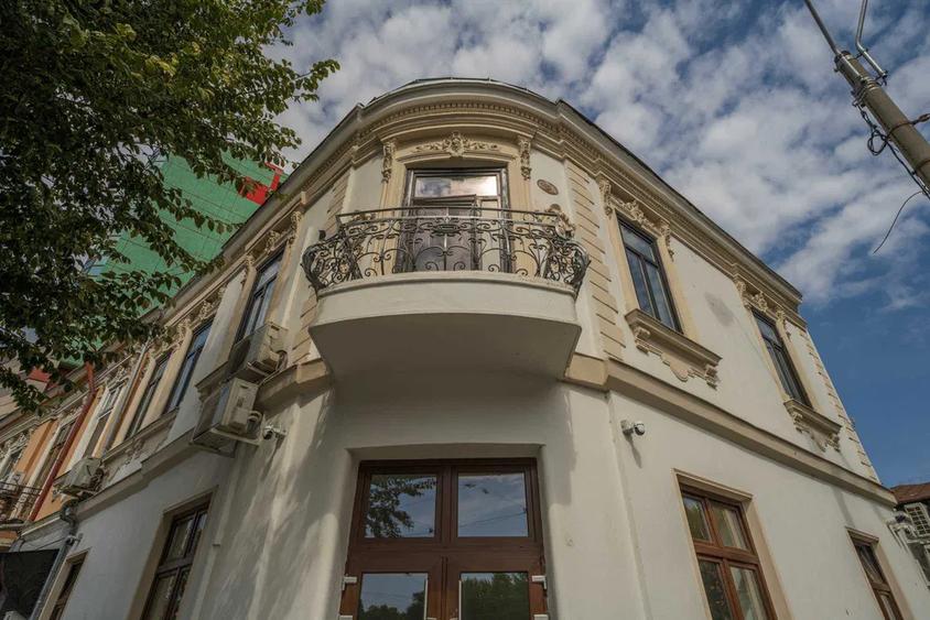 **Spațiu comercial stradal | Parcul Carol | 60 mp | Curte proprie**