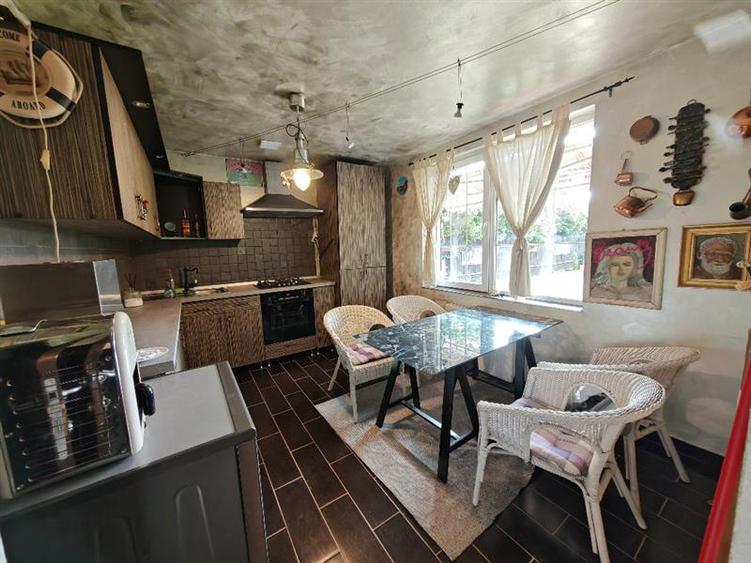 Inchiriem Casa Individuala, 4 Camere, Mobilata, Bartolomeu