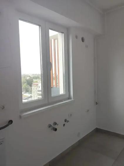 Studio modern cu terasă spectaculoasă 43 mp Metrou I Petrache Poienaru