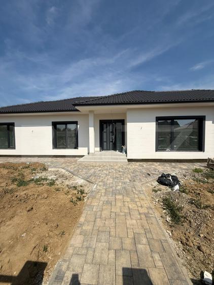 Casa de vanzare, 120 mp, teren 500 mp, zona Aerodrom