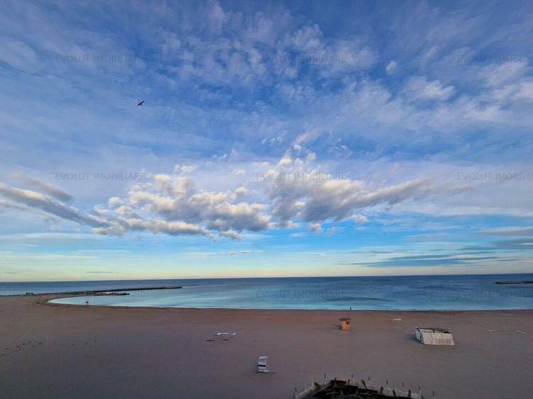 3 Camere de Lux - vedere frontala la mare in Faleza Nord