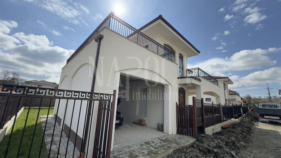 Casa 4 camere de vanzare in Dezmir