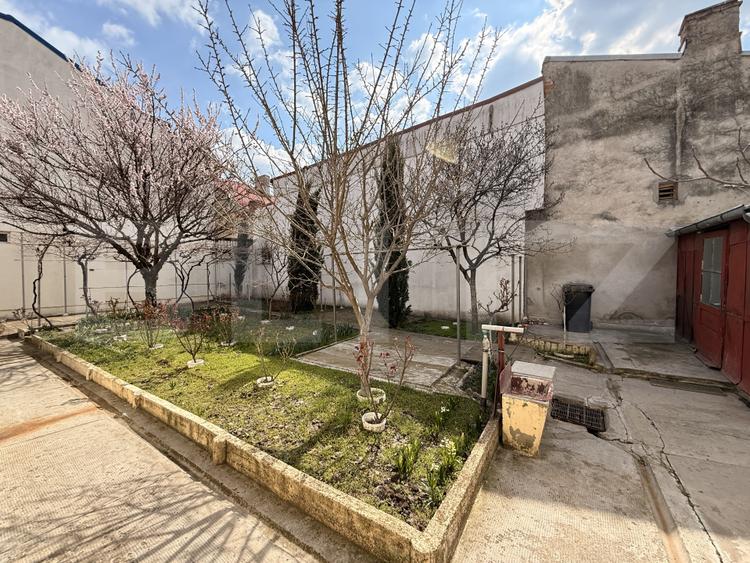Casă S + P + Pod 200 mp pretabilă birouri, teren 427 mp, Centru