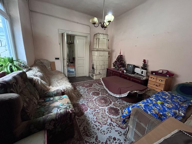 Casa 3 camere zona Centrala
