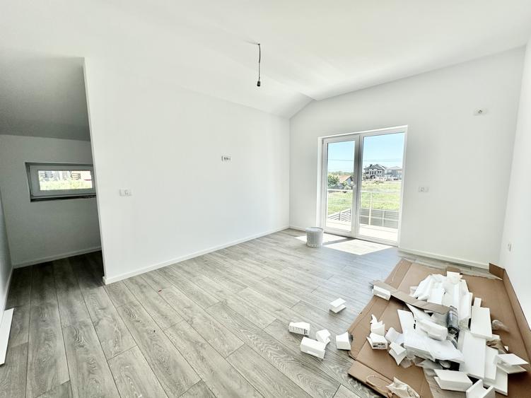 Duplex elegant cu 4 camere - 115 mp - Zona Mcity - Mosnita Noua