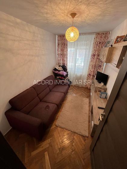 Apartament 4 camere Trocadero