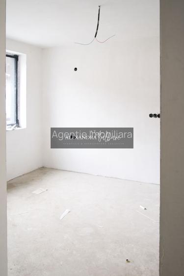 Duplex 4 camere DECOMANDATE, 120 mp utili, 180 mp curte, P+ET+POD - 55