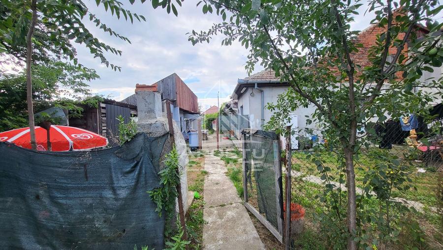 Casa individuala 3camere si teren de 1487 mp Bogdanestilor