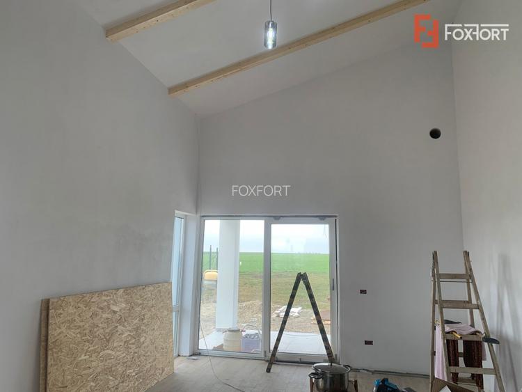 Casa individuala cu 5 camere si teren de 840 mp, Pischia - 8