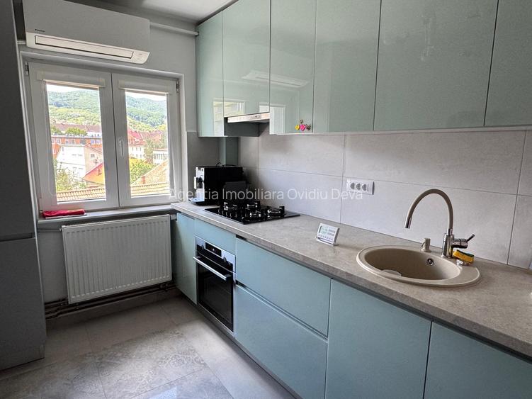 Vand apartament 2 camere decomandat in Deva, Bld. I. Maniu, et 3, mobilat - 10
