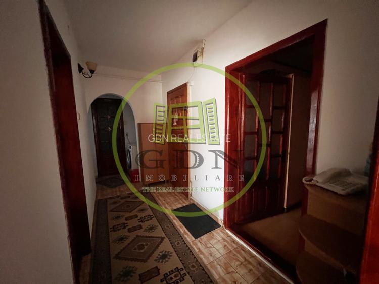 Apartament 3 camere, decomandat, cartier Rovine, zona liceul Tudor Arghezi - 10
