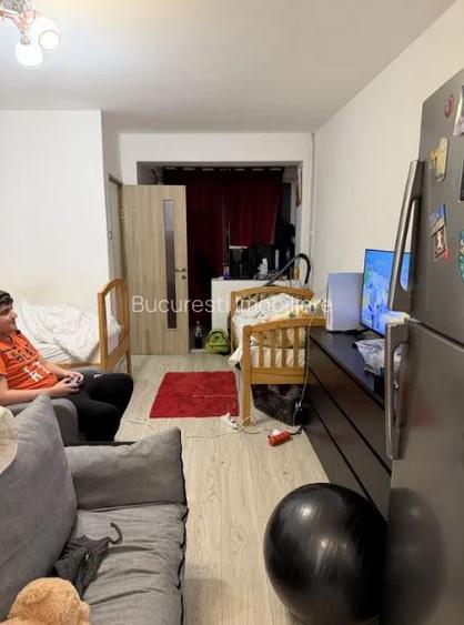 Dristor,Metrou,Parc,Decomandata,etajul 5/10,Spatioasa,Mobilata,utilata - 2