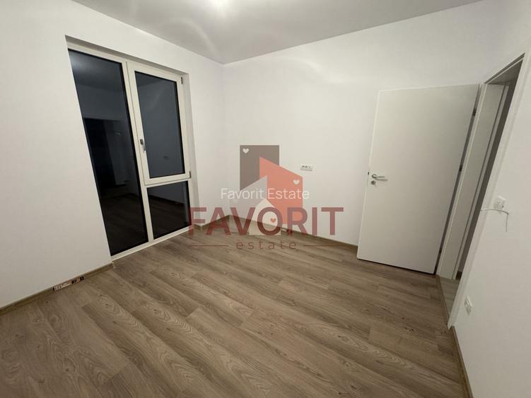 Langa mijloc de transport. 1 loc de parcare in CF. TVA 21% inclus. - 12