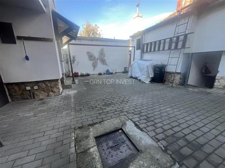 Casa 3 camere balcon si curte zona Bld Milea - 16