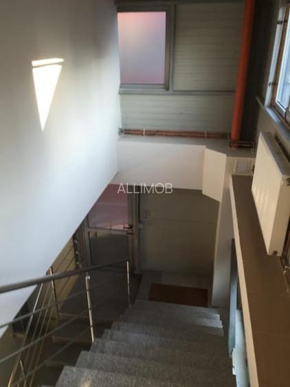 Spatiu birouri si depozit in Ploiesti, zona Xenia. - 4