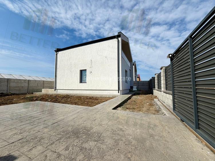 Casă individuală de vânzare - curte 320 mp - mansardă la alegere - 18