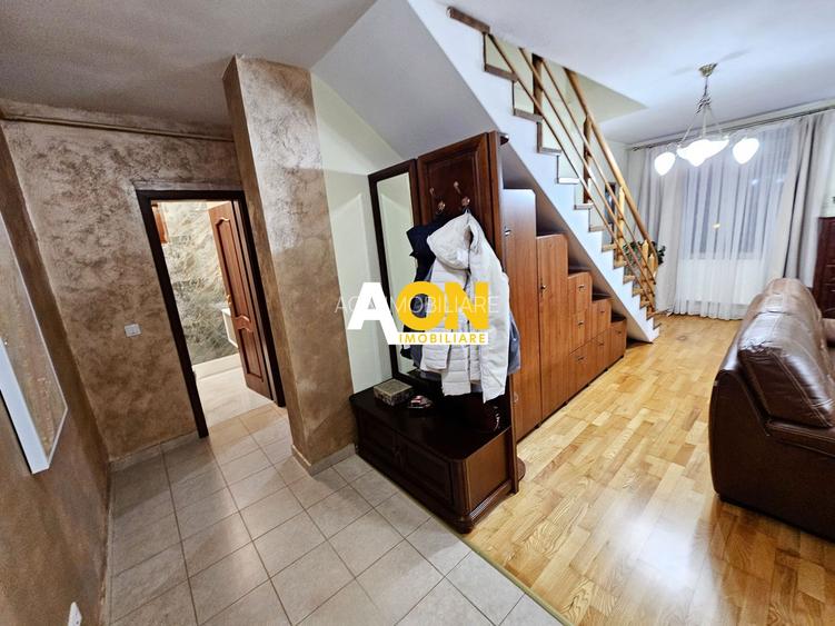 Apartament 3 Camere Zona Cetate, cu Scara Interioara - 3