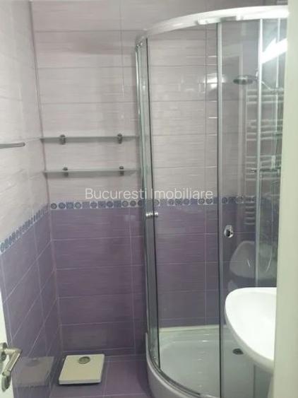 Vitan Mall,bl.1990,reabilitat,et.1/8,DECOMANDAT,Amenajat,2 bai,2 balcoane, - 4