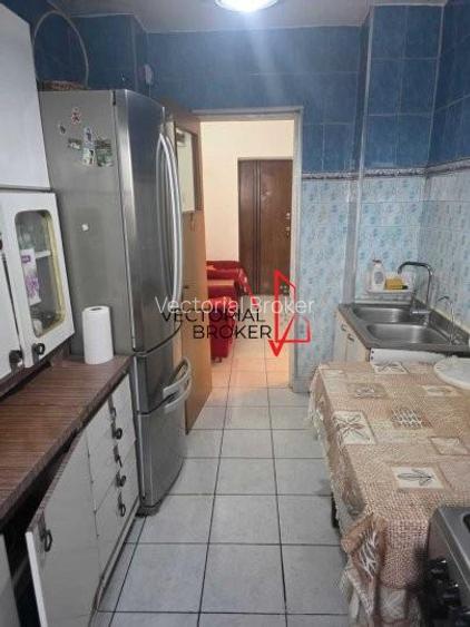 2 camere decomandate, 57mp, bl.1981, liber, Basarabia- Diham - 4