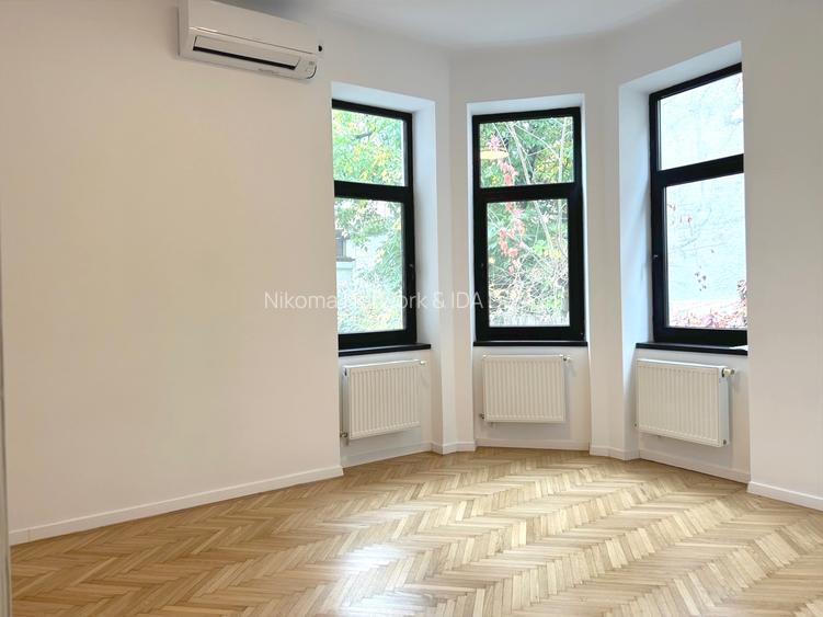 Vila recent renovata cu arhitectura superba pentru activități profesionale - 4