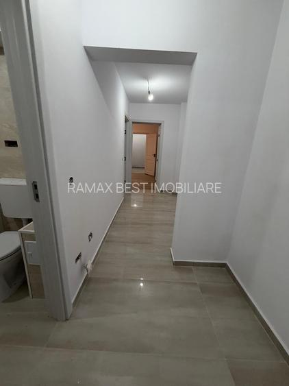 Titan 4 minute metrou - 10