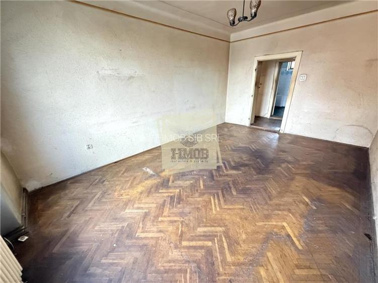 Apartament la casa 150 mpu cu 4 camere curte 150mp Piata Cibin - 7