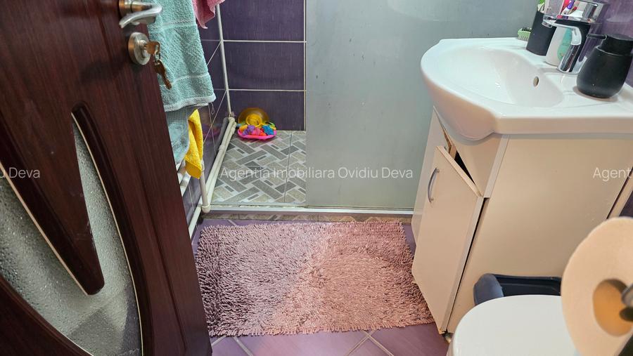 Vand apartament 3 camere in Deva, pe Al. Armatei, etaj 3,  mobilat si utilat - 9