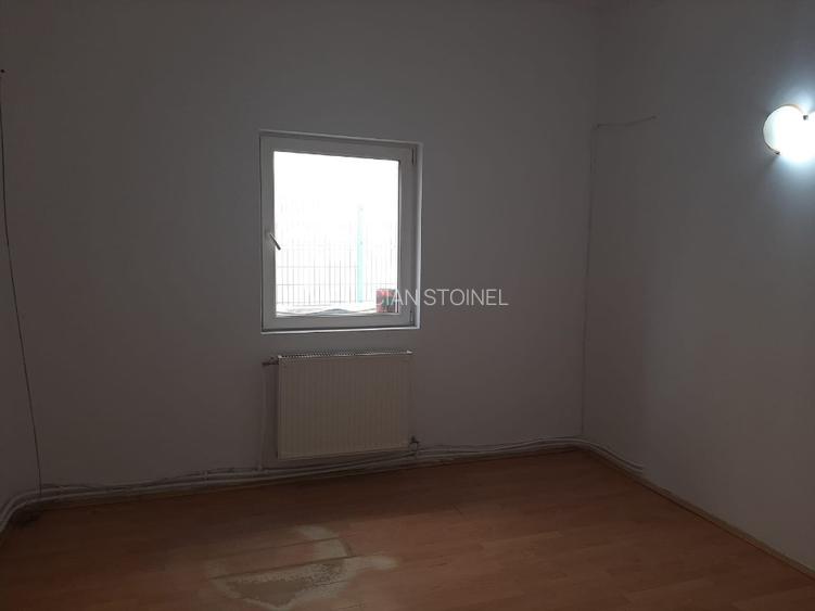 Proprietar vand casa cu teren generos cu 7 camere in Timisoara - 4