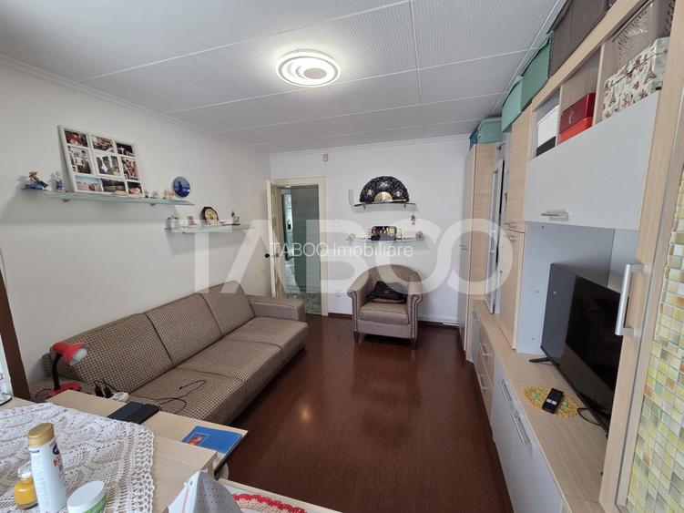 Apartament 4 camere zona centrala 98 mp cu scara interioara renovat - 4