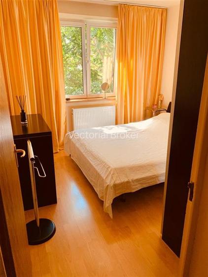 Bloc reabilitat 1985, et.2/8- Teiul Doamnei, stradal - 2