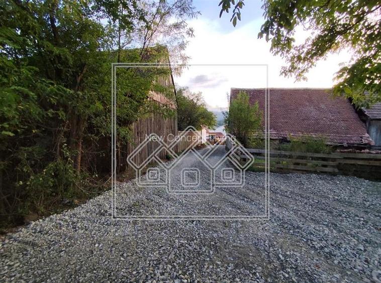Casa si teren de vanzare in Sacel - 1355 mp teren - livada - Central - 11