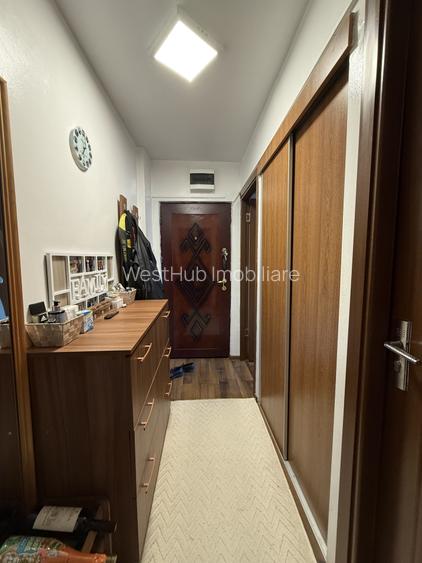 Apartament cu o camera, decomandat, etaj 4 din 5, boxa proprie - Sagului - 5