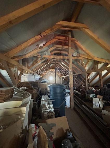 Casă cu 5 camere de vânzare - 8