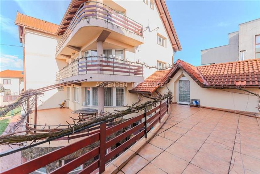 FILM! Edificiu cu identitate arhitecturala, 700mp teren, garaj 4X, Tractorul, Br - 19