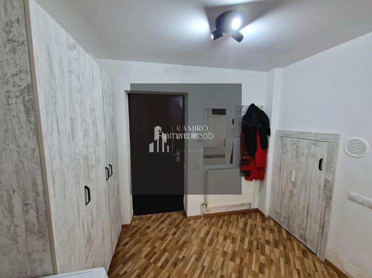 GARSONIERA 30MP, INVESTITIE, EROII REVOLUTIEI - 4