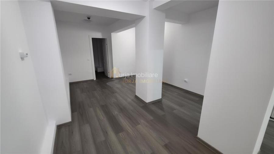 SPATIU COMERCIAL 91 MP LA CHEIE ZONA STRAZII GALAXIEI - 18
