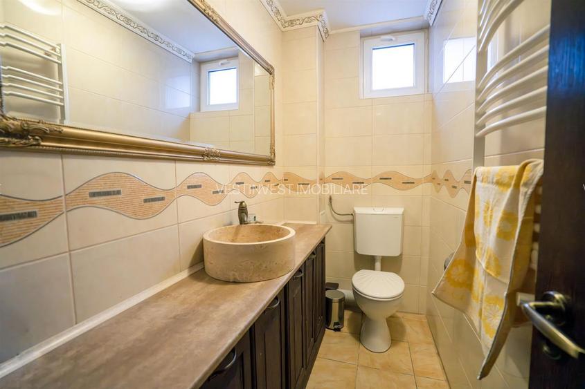 Pensiune cu 12 camere in Baile 1 Mai - 15