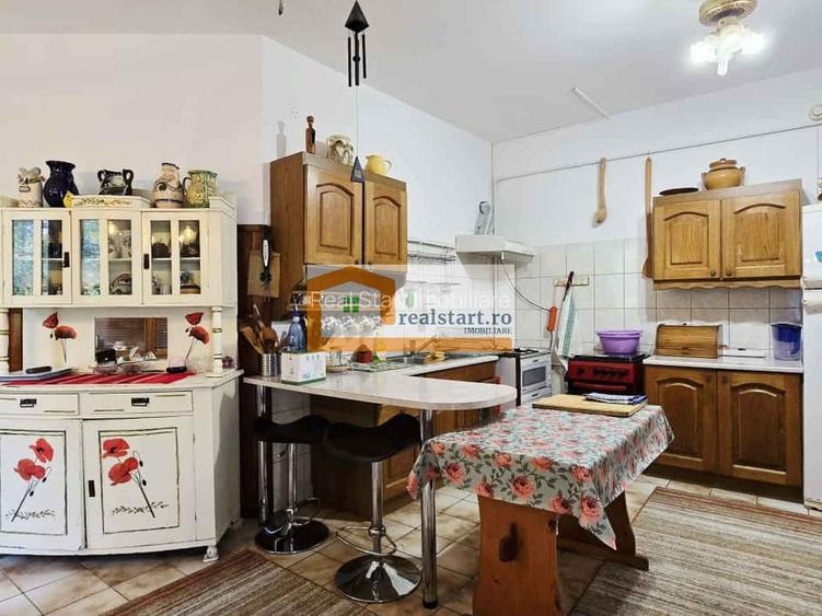 Vedere padure, panouri solare si fotovoltaice, pompa de caldura,  semineu - 19