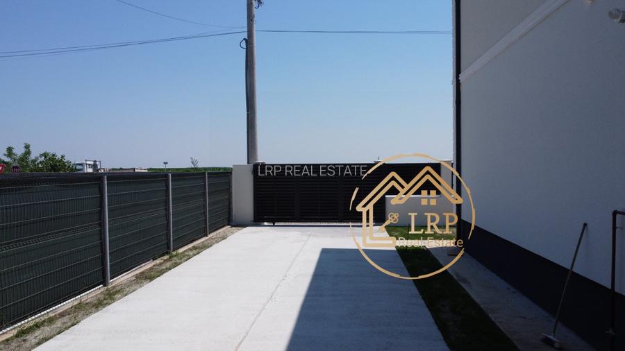 Dascalu-Vila 5 camere, 3 bai, 2 terase, 400mp teren - 24