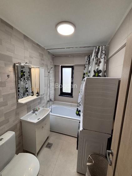 Apartament 2 camere decomandat de inchiriat | loc parcare inclus | Baza 3  - 8