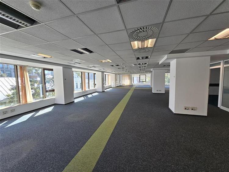 Birouri de inchiriat in Unimed Business Center de la 380 mp - 9