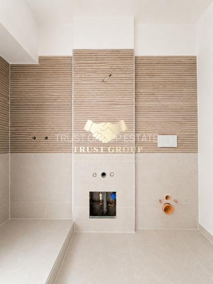 4 camere, 92 mp, 4/10, renovat la cheie, bloc 1980 anvelopat, Obor, metrou - 2