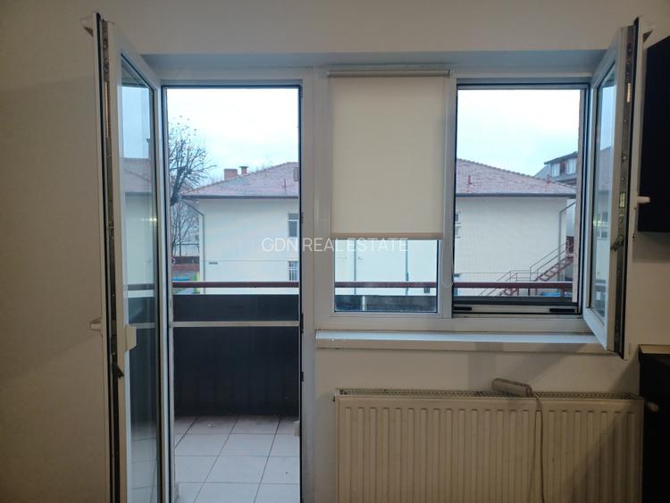 Studio de vanzare Tractorul - 8