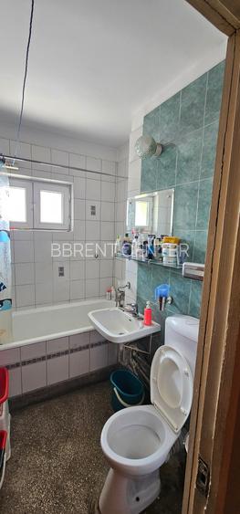 Vanzare -3 camere - Pantelimon - Piata Delfinului- Sector 2 - 13