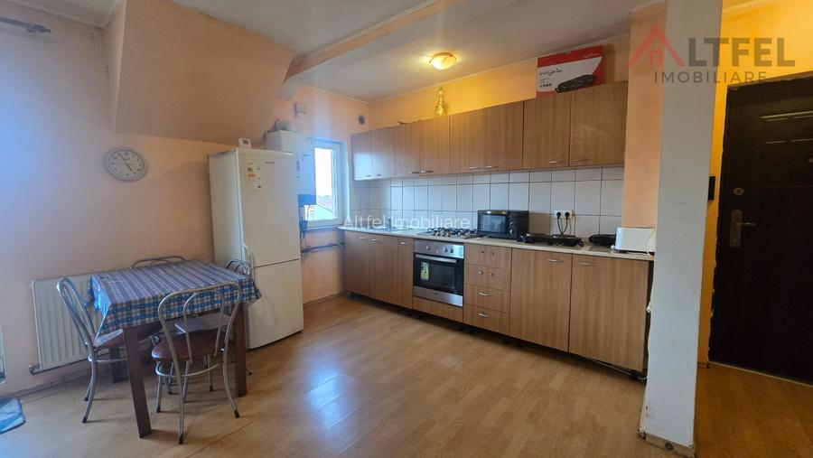 COMISION 0! Mansarda 43 mp utili cu balcon de vanzare in Vasile Aaron - 3