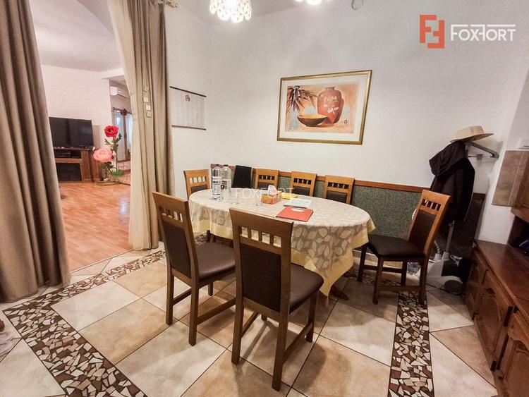 Casa individuala cu 8 camere si teren de 832 mp de vanzare, zona Girocului - 11