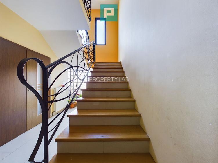 Vilă spațioasă cu 8 camere, Grădiște - 24